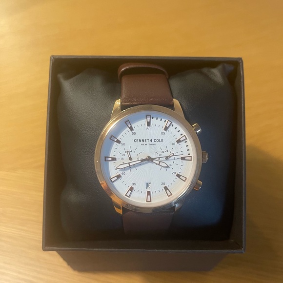 Kenneth Cole Watch NEW W/ TAGS Rose Gold Watch Case w/ White Face Brown Leather - Picture 4 of 6